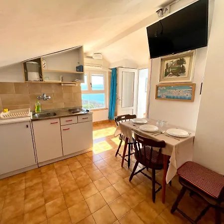 Apartment Luky Dramalj