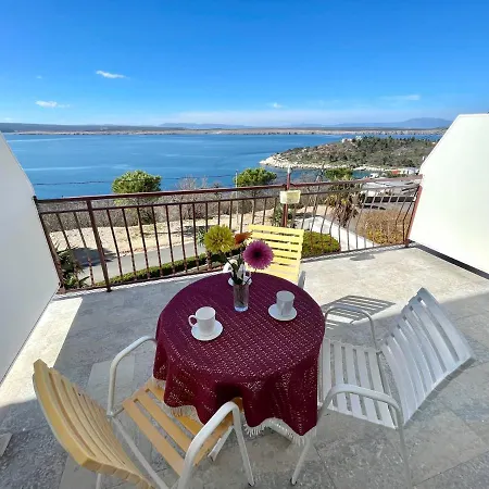 Appartement Luky Dramalj