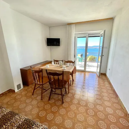 Luky Apartment Dramalj
