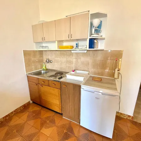 Luky Apartment *