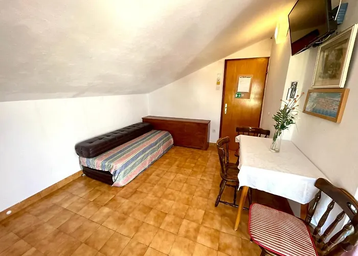 Apartment Luky *