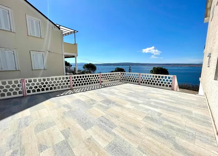 Apartment Luky Dramalj