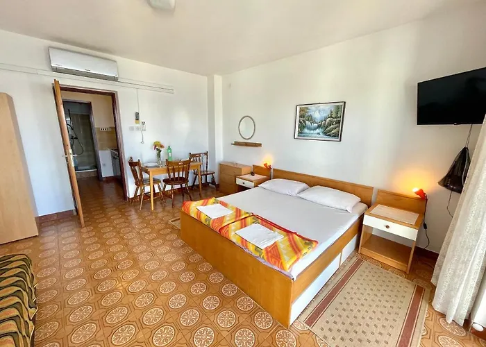 Apartment Luky Dramalj