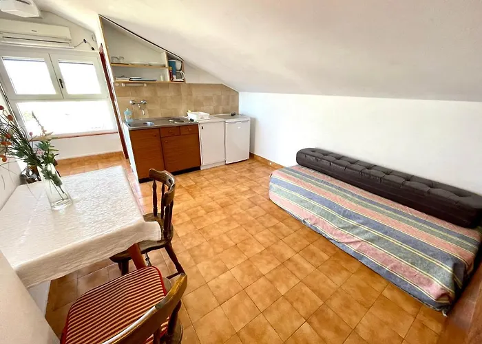 Apartment Luky *