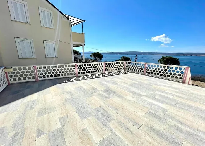 Apartment Luky *