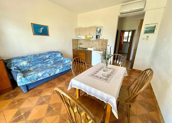Apartment Luky Dramalj